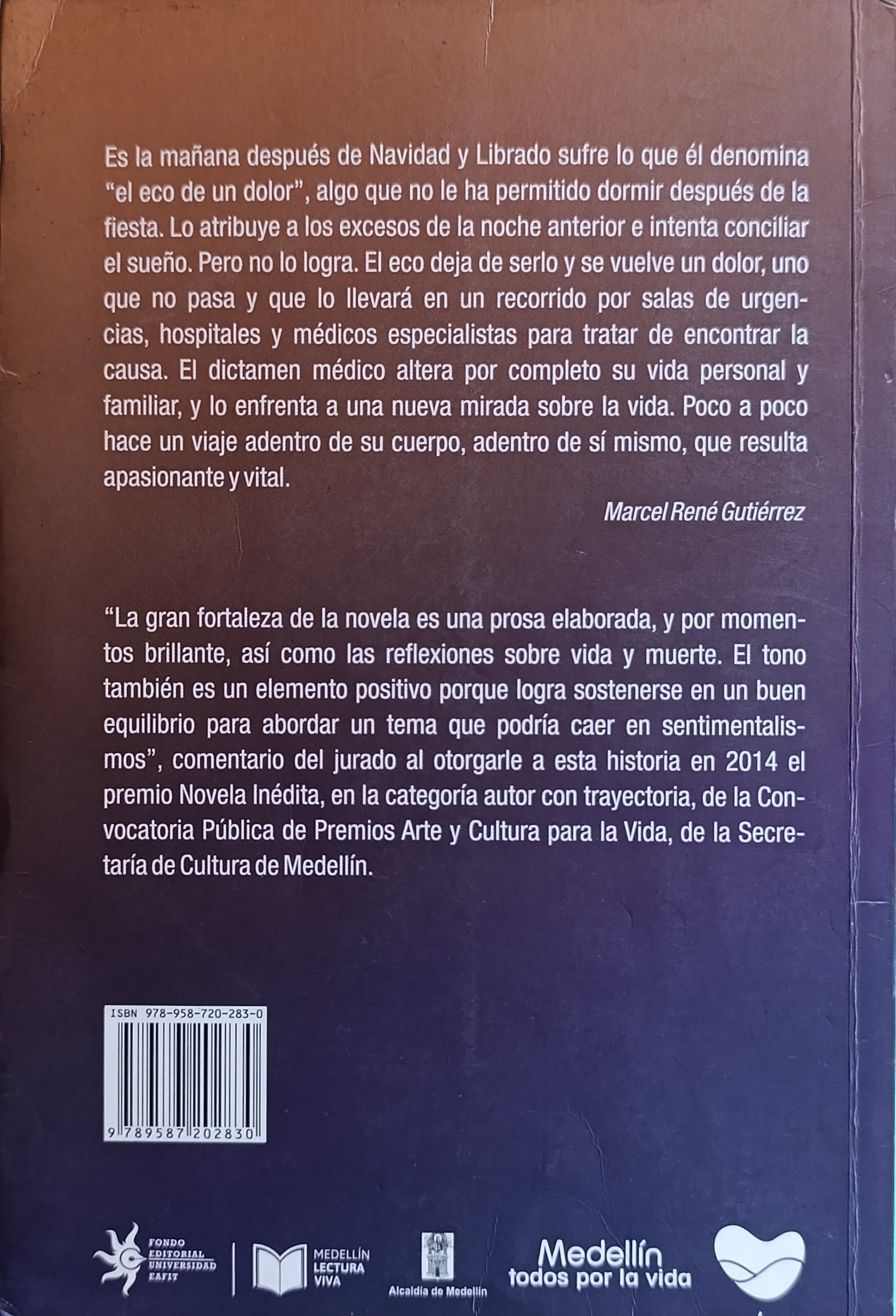 ADENTRO UNA HIENA
